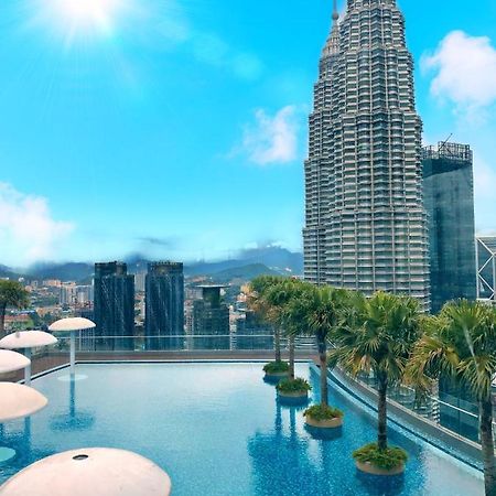 Sky Suites At Klcc By Like Home Куала-Лумпур Экстерьер фото