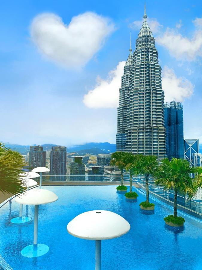 Sky Suites At Klcc By Like Home Куала-Лумпур Экстерьер фото