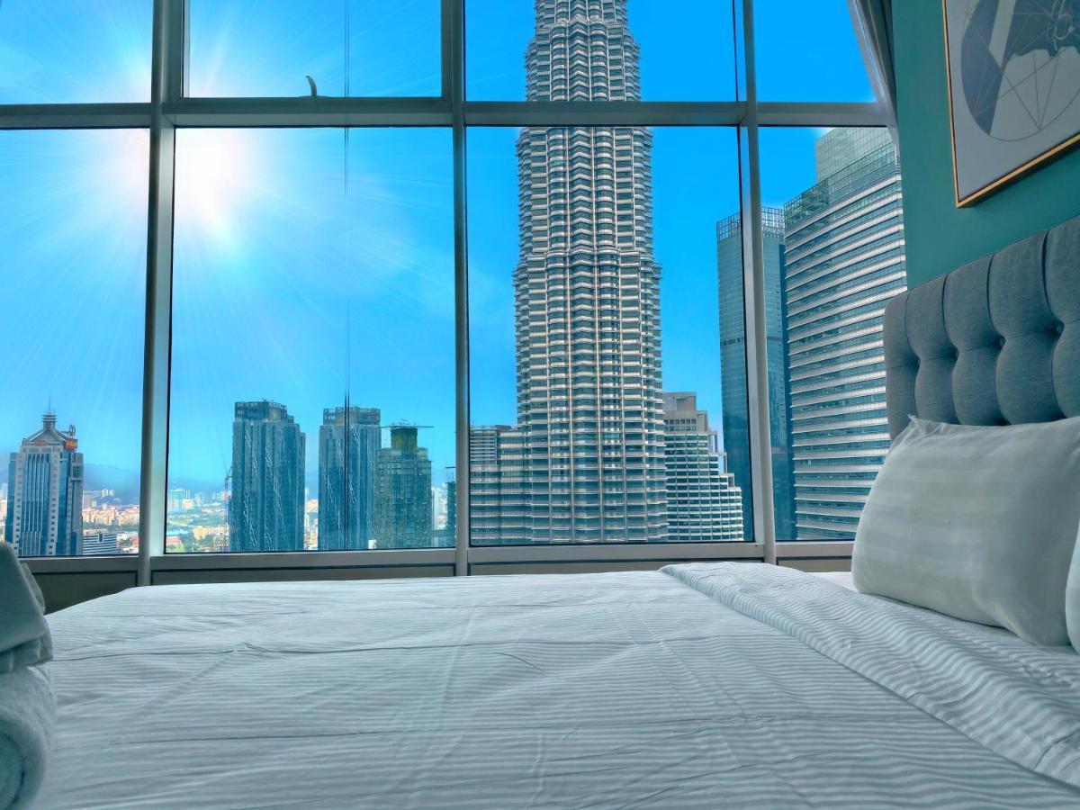 Sky Suites At Klcc By Like Home Куала-Лумпур Экстерьер фото